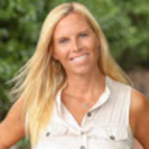 Meet your Posher, Lindsey d